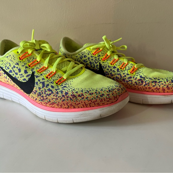 NIKE  FREE RN DISTANCE 2015 Mens Size 8.5 Green Running Sneaker 827115-700 - Picture 1 of 13